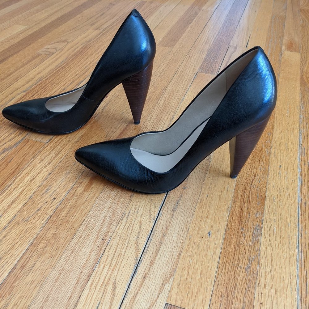 Joan & David black leather pumps